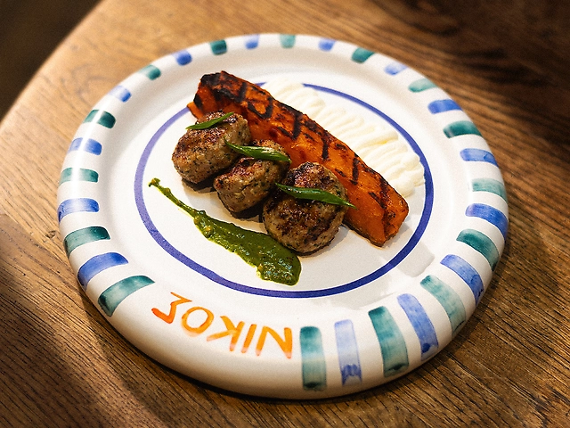 Кефтедес Курча з грецькими травами