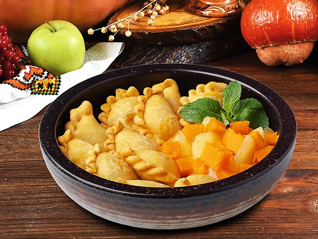 Смажені вареники з гарбузом