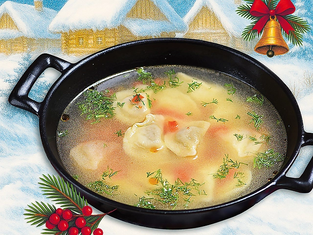 Юшка з маленькими вареничками зі щукою