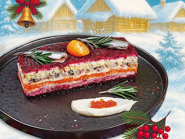 Салат Новорічна шуба з оселедця домашнього посолу