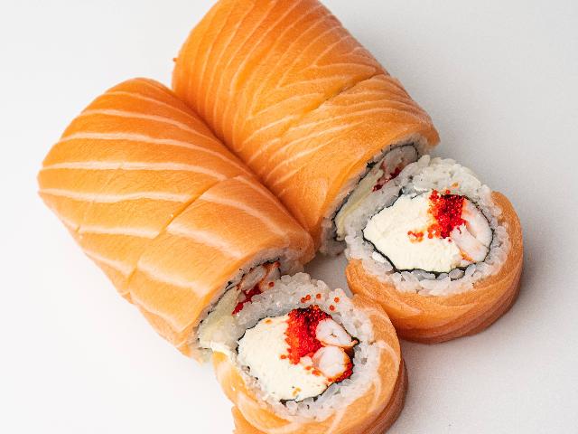 Рол Маккан з тигровою креветкою