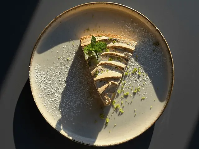 Лимонний тарт з маренгою