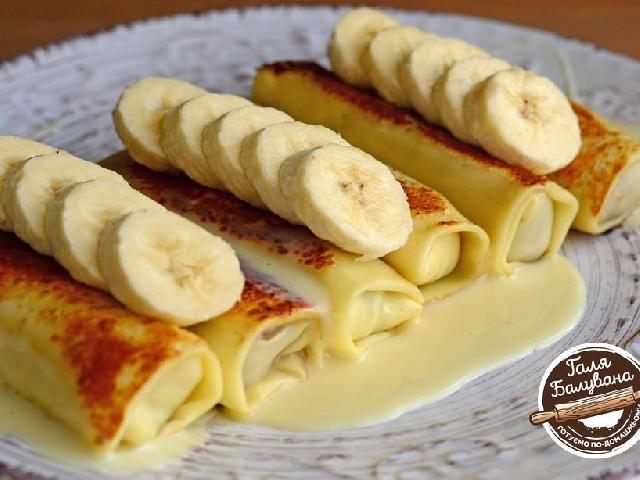 Блины с бананом и сгущенкой