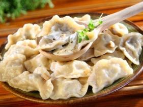 Вареники с картошкой и соленым сыром