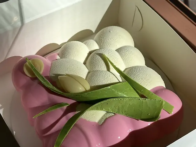 Торт манго-маракуя