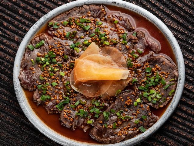 Татакі телятина з дайконом кім-чі