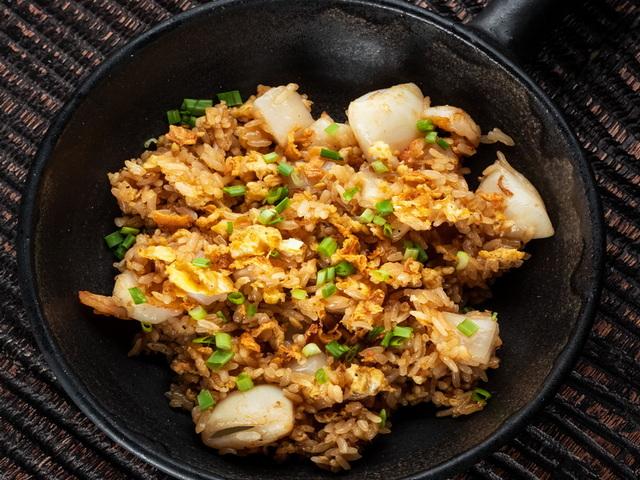 Смажений рис з морепродуктами