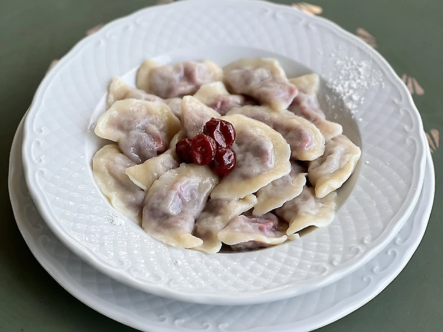 Вареники з вишнею