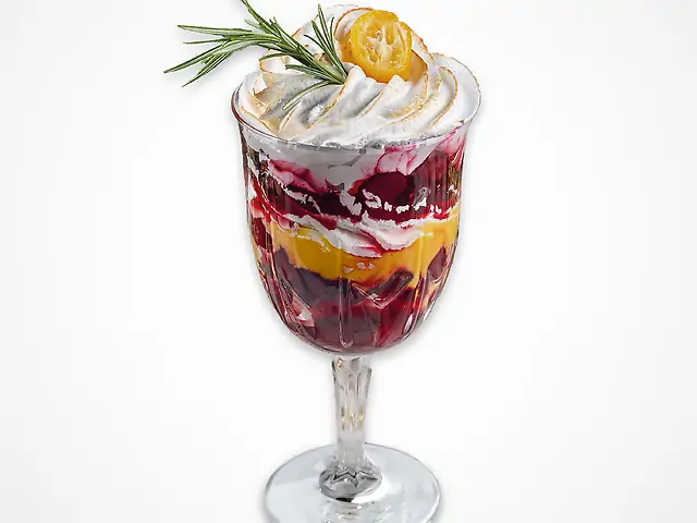 Новорічний Трайфл з кремом Шантільї