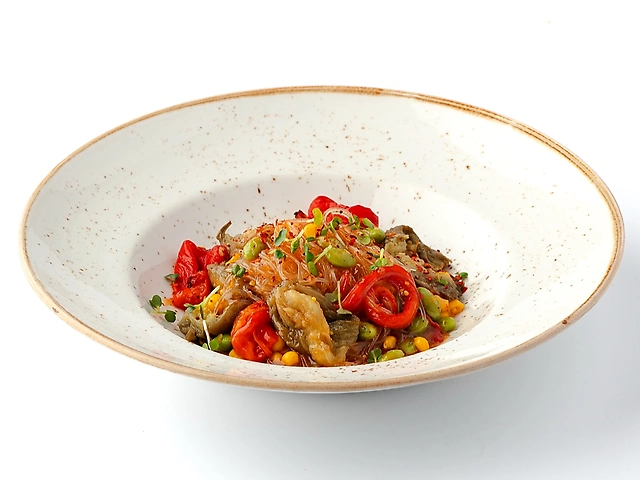 Скляна локшина в апельсиновому соусі з овочами