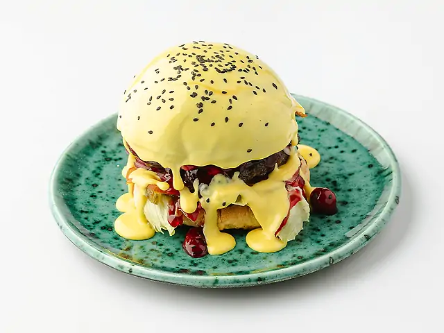 Бургер з біфштексом із телятини