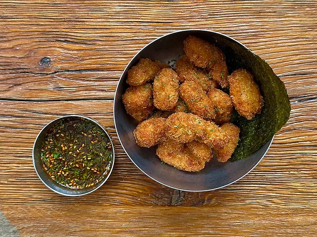 Попкорн із креветки з дресингом кочуджан