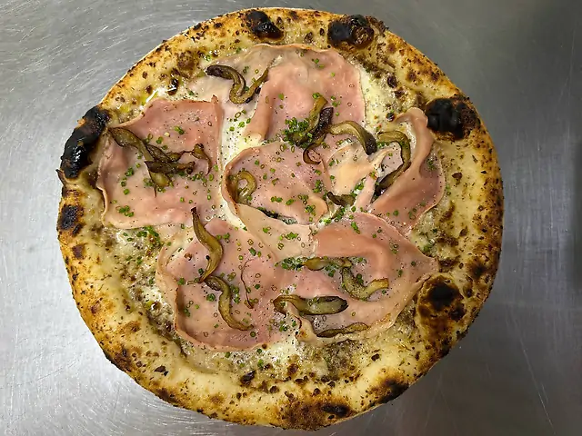 Піца Прошутто Котто з грибами