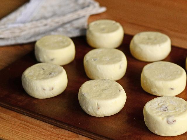 Сирники з родзинками