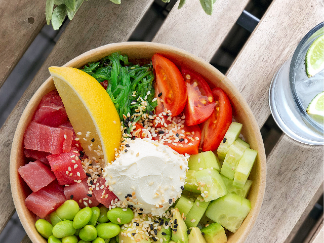 Поке боул з тунцем