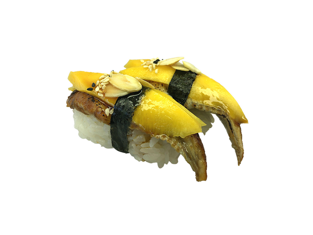 Опалений вугор з манго та мигдалем