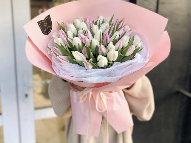 Тюльпаны Микс белый /розовый