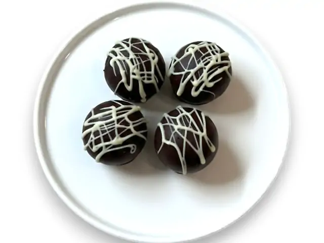 Марципан в шоколаде