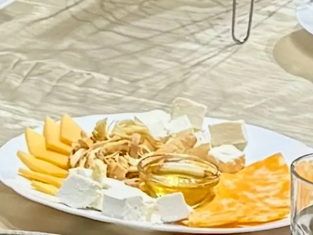 Сирне асорті
