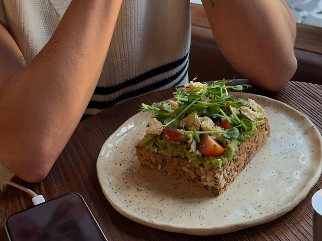 Авокадо тост з тофу