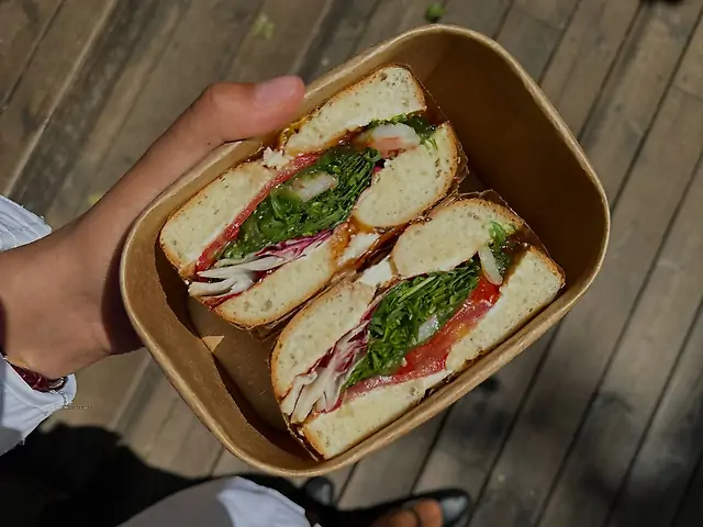 Бейгл з креветкою