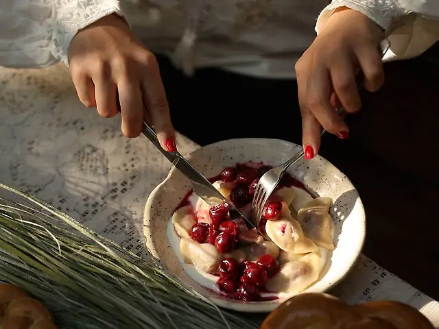 Вареники з вишнями