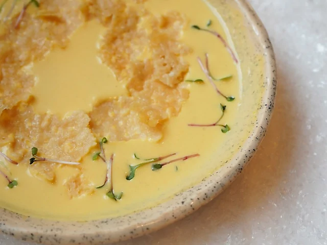 Сирний крем-суп