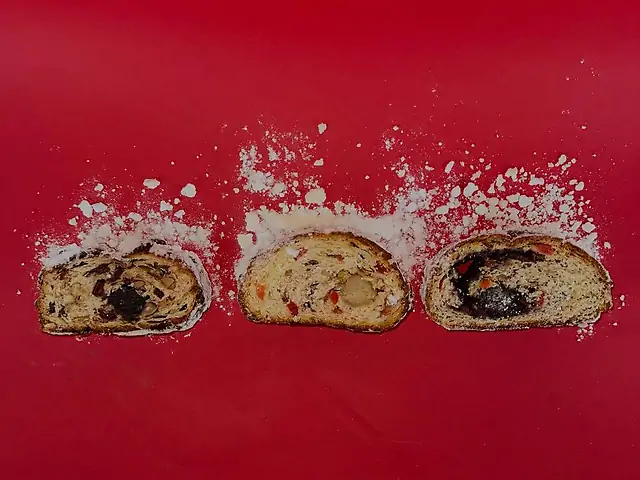 Шматочок штолену