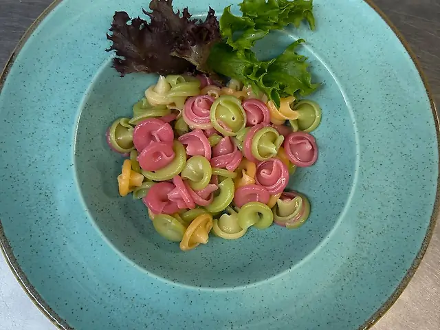Макарошки різнокольорові