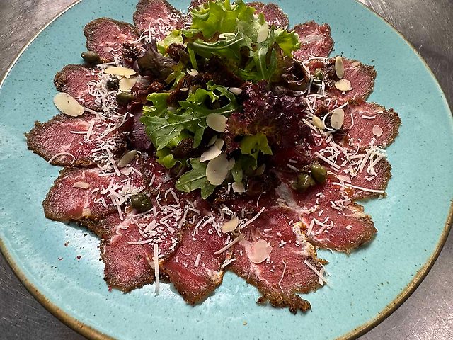 Карпаччо з яловичини