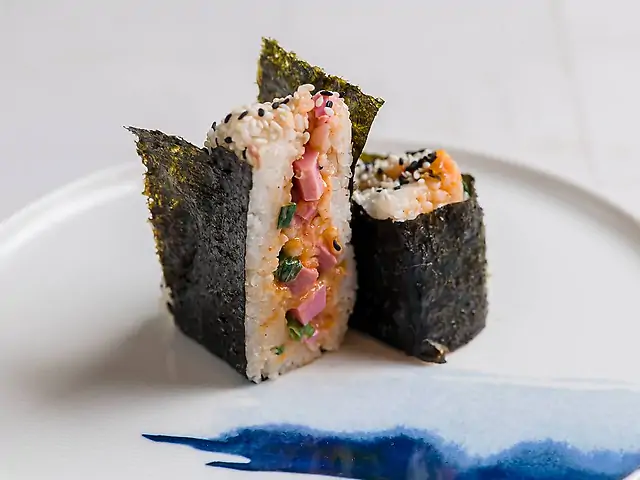 Онігірі з яйцем