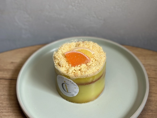 Лимонний-пісочний