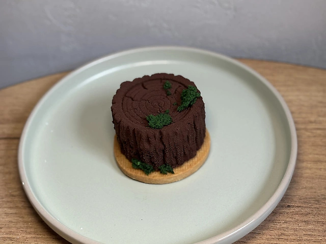 Пеньок шоколад-смородина