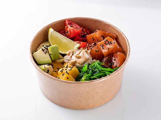 Боул з лососем