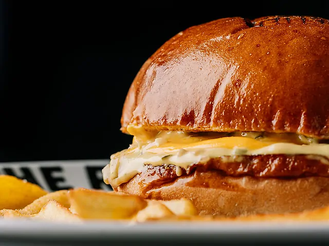 EASY CHEESE BURGER