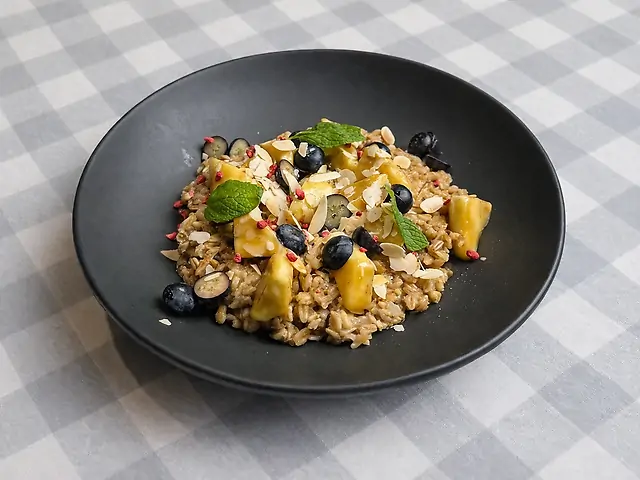 ВІВСЯНКА ПРЯНА З ЯГОДАМИ