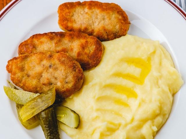 Котлеты из трех видов мяса + гарнир