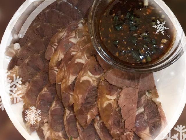 09.酱牛肉Пряна яловичина