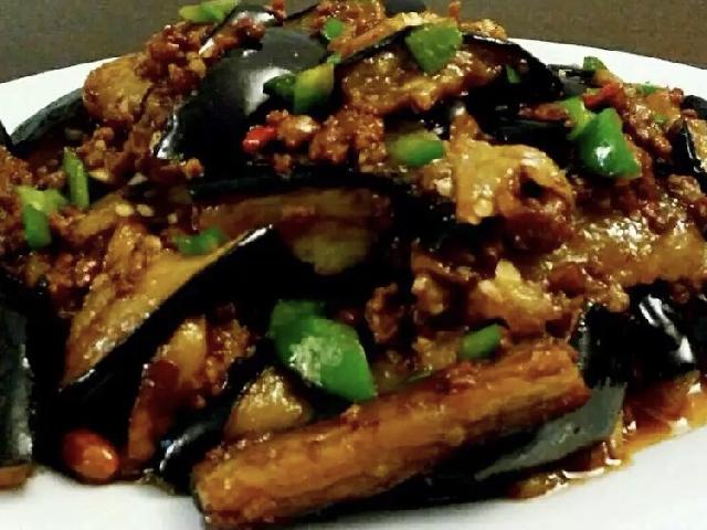 37.肉末茄子Баклажани зі свинячим фаршем