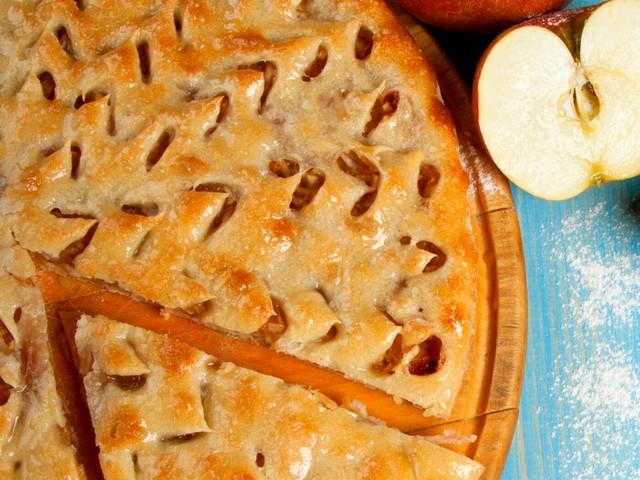 Яблуко, ваніль, пряна кориця