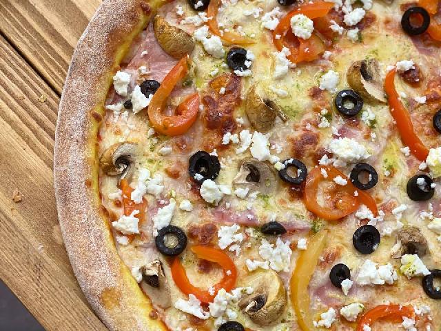 Піца Румунська