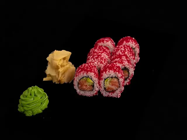 Рол Каліфорнія з Лососем