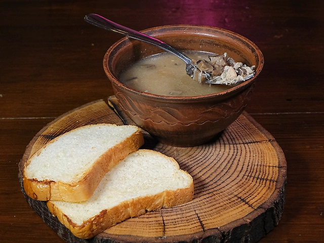 Грибна юшка
