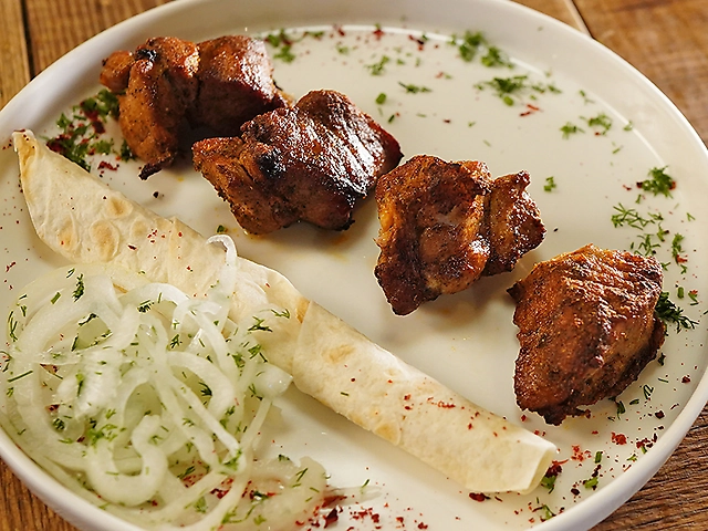 Шашлик зі свинячої шиї