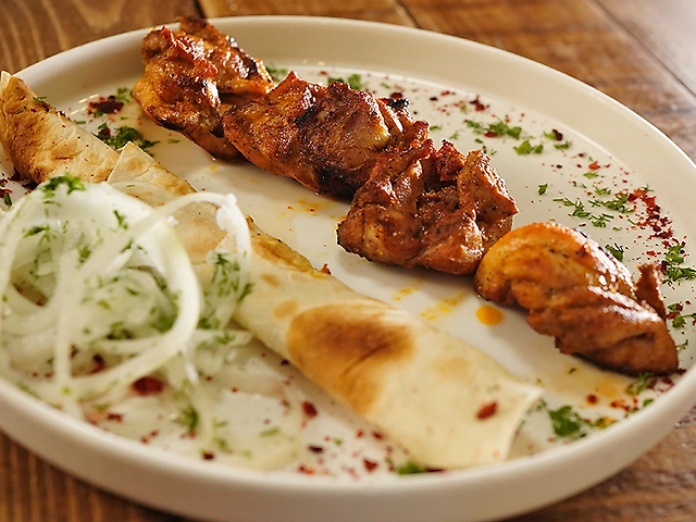 Шашлик з курячого стегна