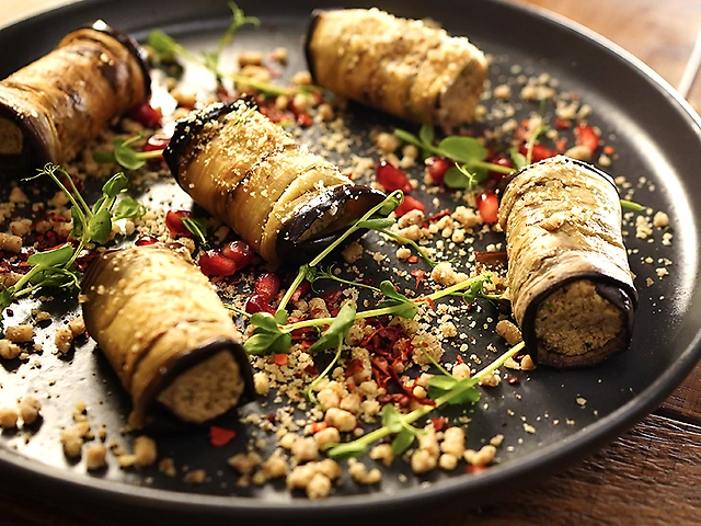 Рулетики з баклажанів