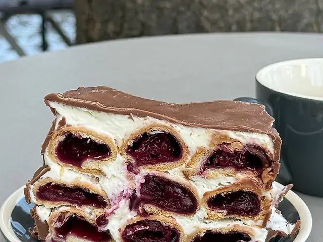 Тортик Монастирська хата