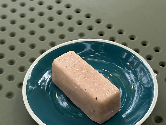 Сирок полуниця