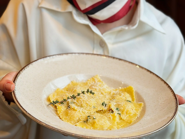 Равіолі зі шпинатом та рикотою