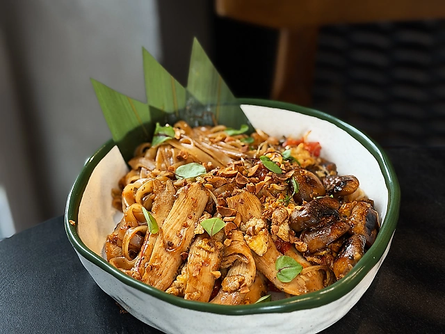 Рисова локшина з куркою